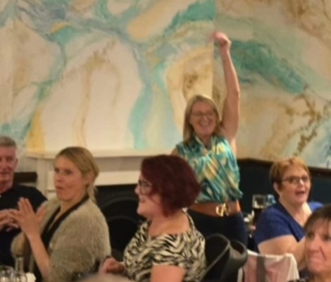 Having a great time on Charity Curry Night!
